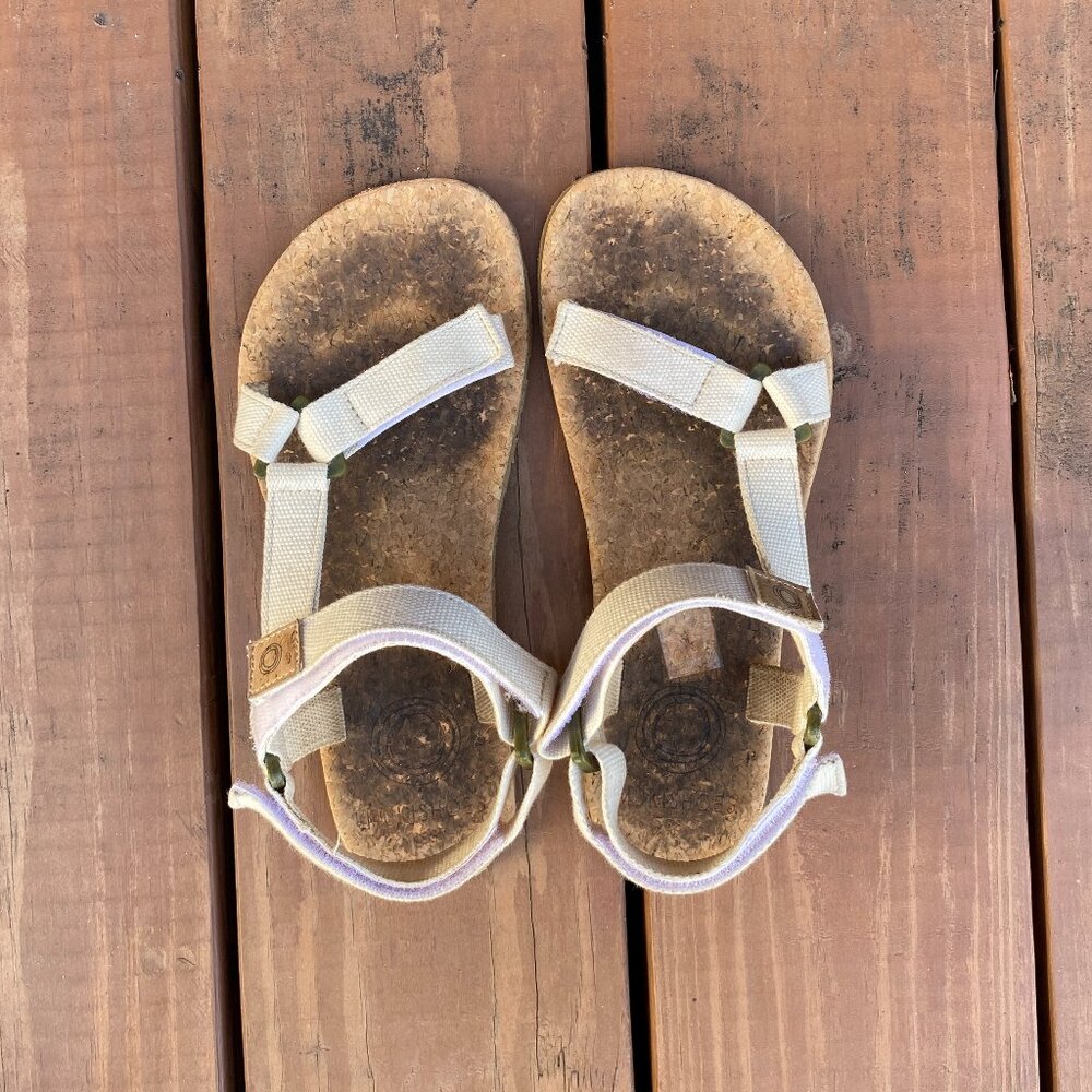 Mukishoes Solstice Sandal - Women's size 38 Natural/Cream - Picture 4 of 10